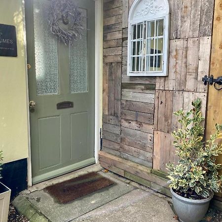 Little Limes An Adorable Little Suffolk Getaway With Outside Space Near Woodbridge Eyke Extérieur photo